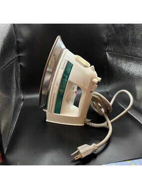 Rowenta DE 880Commercial Professional Auto-Off Steam Iron White Green Germany